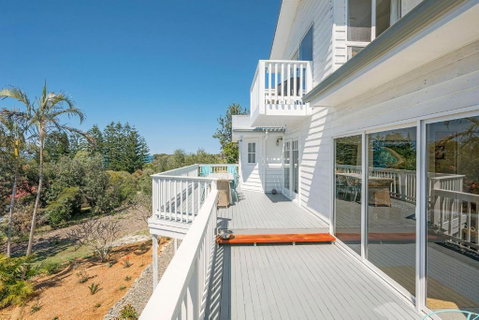 Salt Spray - Your Accommodation 2
