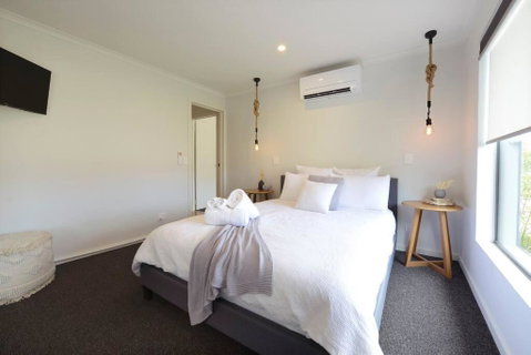 Salty Escape - Your Accommodation 2