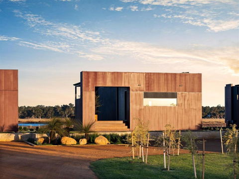 Samphire Chalet Peppermint - Your Accommodation 0