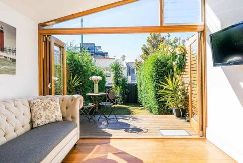 Sanctuary At The Rocks - Your Accommodation 0