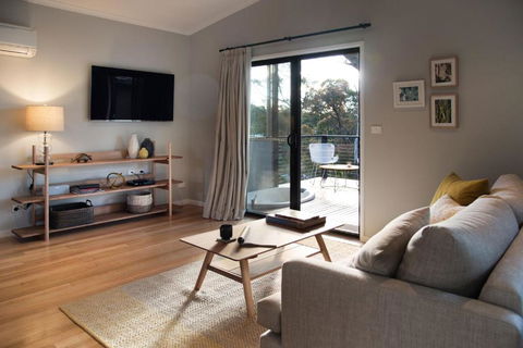Sanctum - Your Accommodation 1