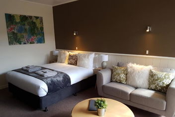 Sandpipers @ Millicent with Your Accommodation