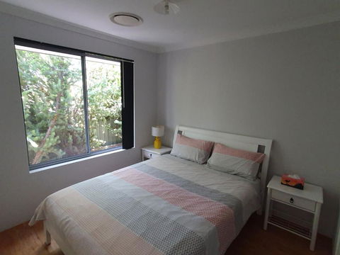 Sandalwood Guest Room - Your Accommodation 2