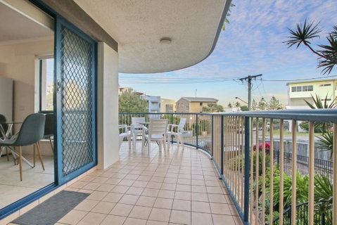 Sandalwood Unit 1 66 Lower Gay Tce - Your Accommodation 2