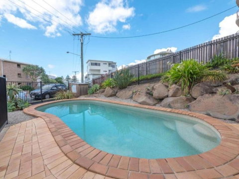 Sandalwood Unit 1 66 Lower Gay Tce - Your Accommodation 3