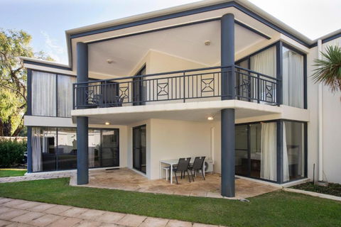 Sandbar Cape View Resort - Your Accommodation 0