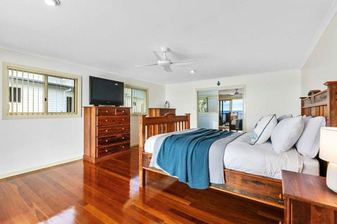 Sandbar On Moreton 3 Bedroom - Your Accommodation 2
