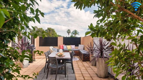 Sandcastle Shores - Your Accommodation 0