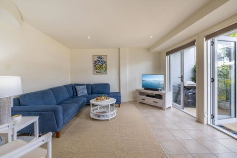 Sandcastles 4 -8 Ala Moana Way - Your Accommodation 2