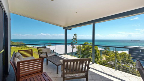 Sands On Moreton - Your Accommodation 2