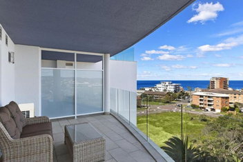 Sandy Cove Apartment The Entrance 48b with Your Accommodation