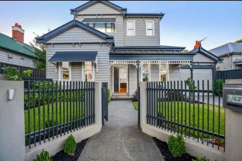 Spacious Room With Ensuite Next To Coburg Station, Non Smoking House - Your Accommodation 0