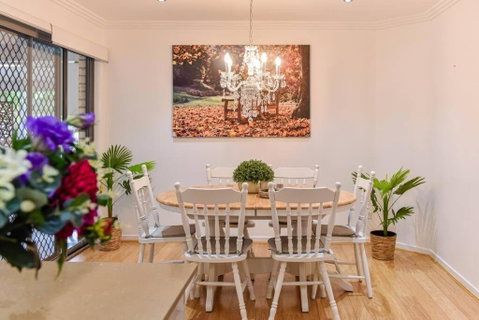 The Arcadia - Entire Luxurious English Cottage With Huge Privacy Near CBD - Your Accommodation 1