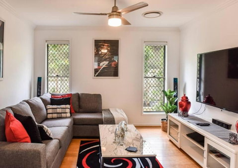 The Arcadia - Entire Luxurious English Cottage With Huge Privacy Near CBD - Your Accommodation 3
