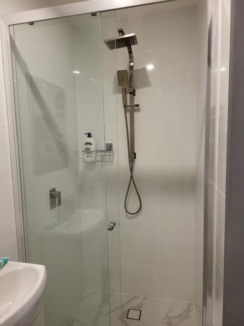 T&V Suites - Your Accommodation 1