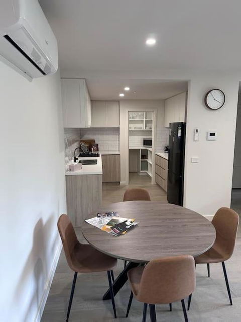 TARRA On Main St - Your Accommodation 2