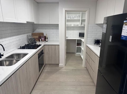 TARRA On Main St - Your Accommodation 3