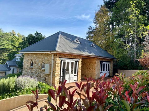 The Coach House - Your Accommodation 0