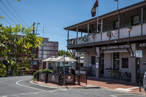 The Corner Hotel Alexandra - Your Accommodation 0