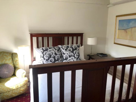 The Corner Hotel Alexandra - Your Accommodation 3