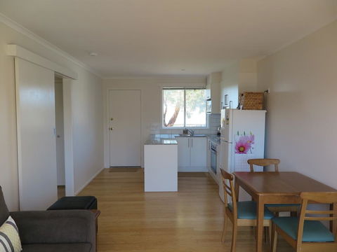 Beachside Rest - Your Accommodation 2
