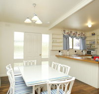 Beachwalk Cottage - Your Accommodation