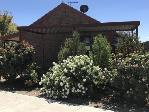 Beatty Cottage - Your Accommodation 0