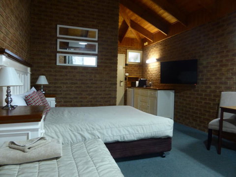 Beechworth Carriage Motor Inn - Your Accommodation 2