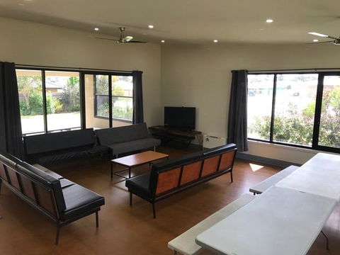 Bellarine Lodge Sleeps 30 - Your Accommodation 1