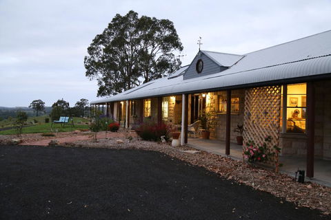 BellbirdHill Bed & Breakfast - Your Accommodation 0