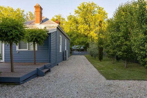 Belmont At Beechworth 2 Bedrooms, 2 Bathrooms, 2 Couples - Your Accommodation 3