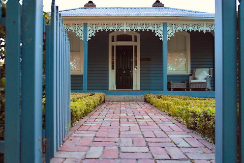 Belmont At Beechworth 2 Bedrooms, 2 Bathrooms, 2 Couples - Your Accommodation 1