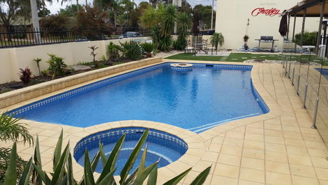 Best Western Chaffey Motor Inn - Your Accommodation 1