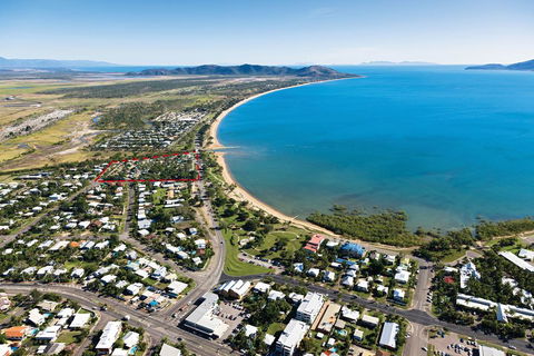BIG4 Rowes Bay Beachfront Holiday Park - Your Accommodation 0