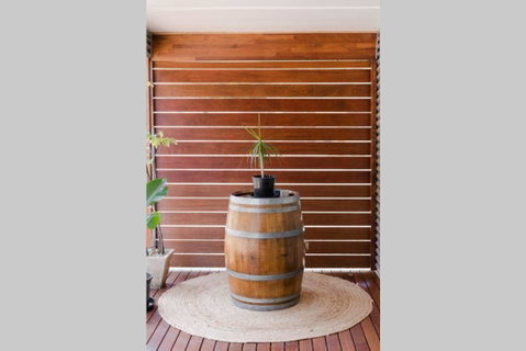 Bird In Hand Cottage, Port Noarlunga - Your Accommodation 2