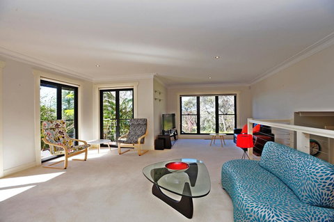 Black Cockatoo Retreat - Your Accommodation 2