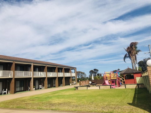 Black Swan Motor Inn - Your Accommodation 0