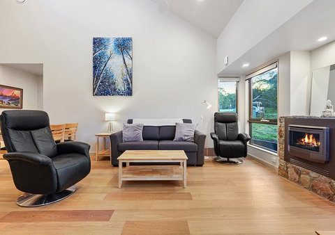 Blackout - Your Accommodation 3