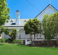 Blake House - iconic coastal homestead - Your Accommodation