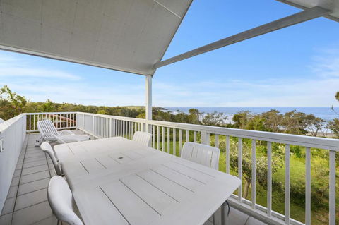 Blue Oar Beach House - Your Accommodation 1