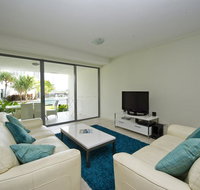 Blue on Blue Apartment 812 - Your Accommodation