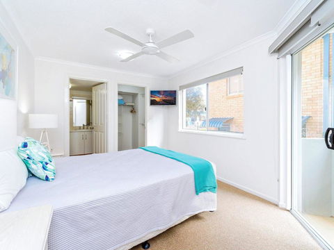 Blue Pacific 2 - Across The Road From Pippi Beach - Your Accommodation 1
