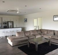 Blue Sky Apartment - Your Accommodation