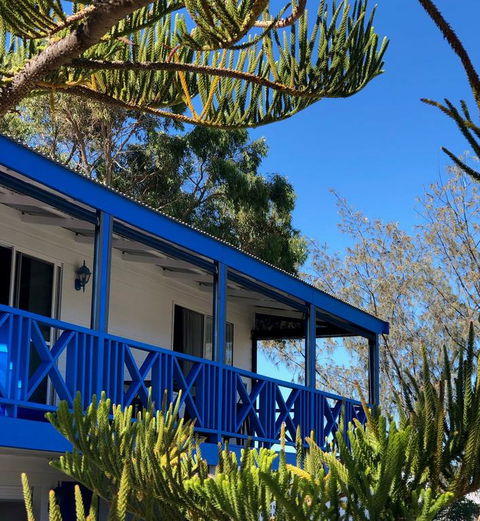 Blue Sky Escapes Beach House Ledge Point - Your Accommodation 3