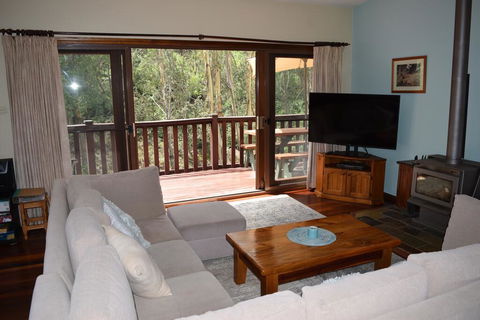 Bluebell Cottage - Your Accommodation 3