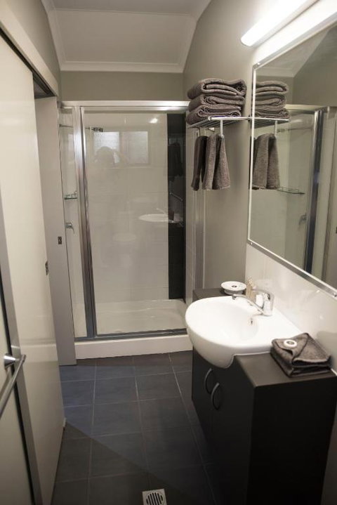 The Rocks Motel - Your Accommodation 3