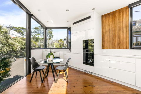 Woollahra House Beautiful 3 Bedroom Terrace - Your Accommodation 2
