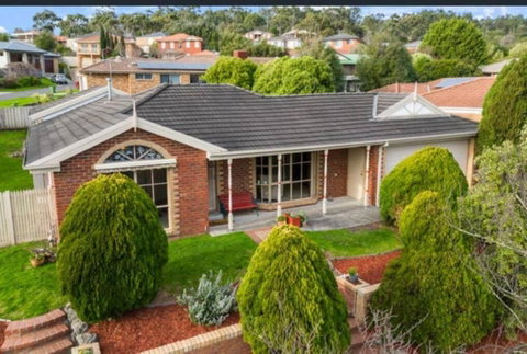Family Retreat - Narre Warren - Your Accommodation 0
