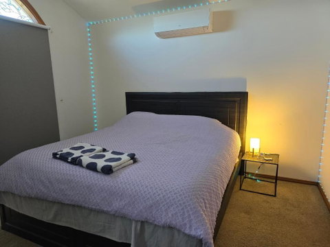Family Retreat - Narre Warren - Your Accommodation 4