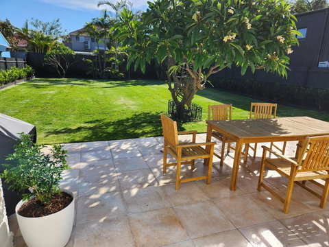 WOW - King Beds, Huge Yard, New Reno, Close To Beach, Private, Level No Stairs - Your Accommodation 1